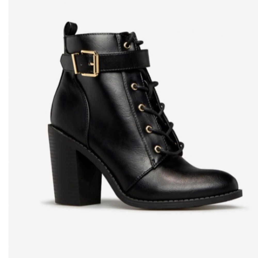 New Shoedazzle Booties Dilly Black size 7